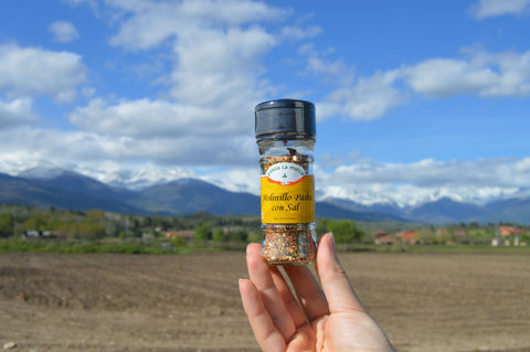 Molinillo para pasta con sal ecológica de Finca la Mesa