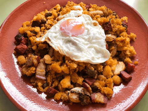 Migas extremeñas con huevo