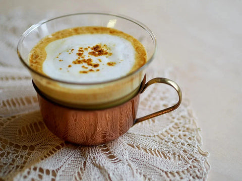 Los Beneficios del Cúrcuma Latte Ecológico